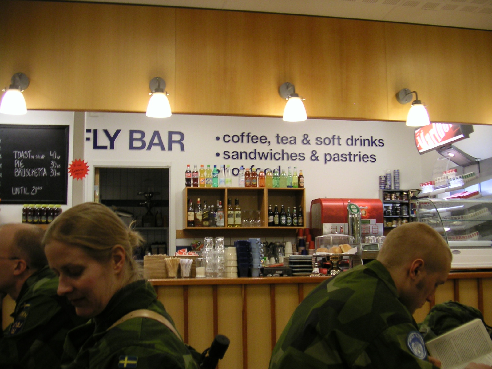 20050228_232804_0.jpg