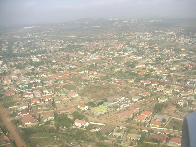 Accra i Ghana, mellanlandning