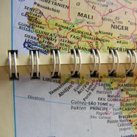 Ghana ligger öster om Liberia
