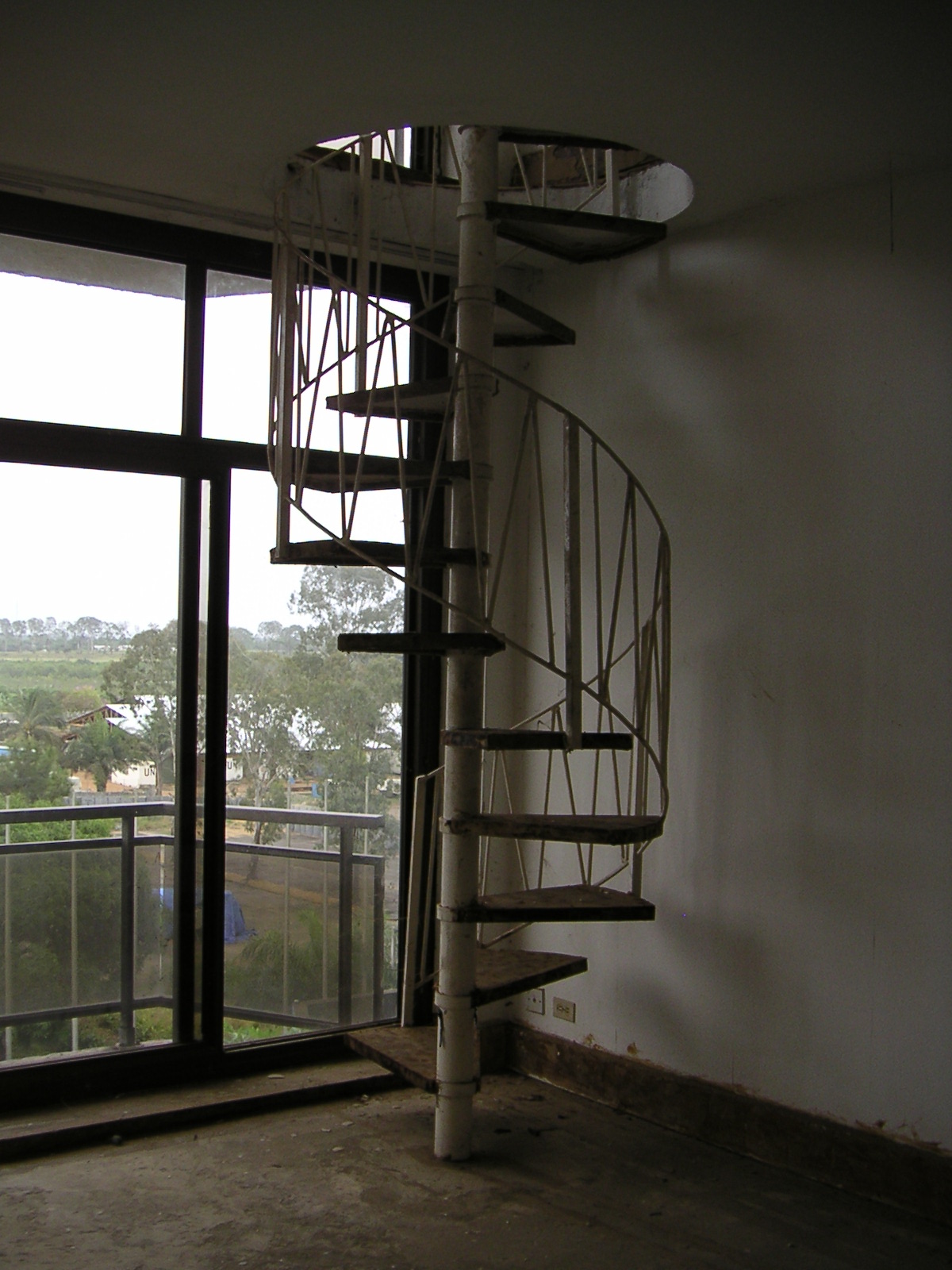 20050320_182256_0.jpg