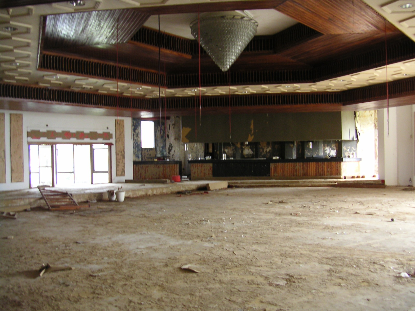 20050320_182733_0.jpg