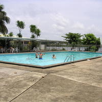 Riverviews pool