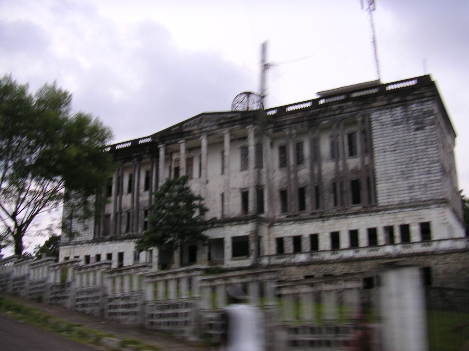 20050428_204227_0.jpg