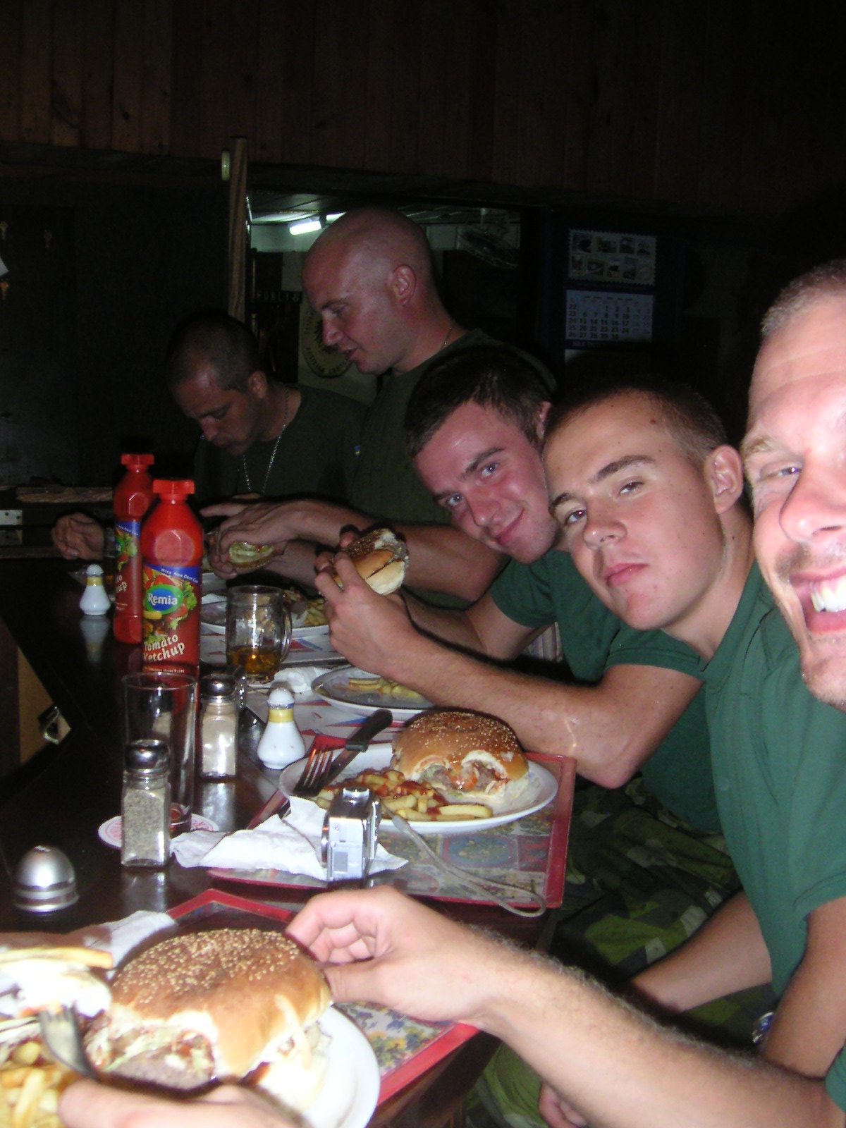 20050604_201207_0.jpg