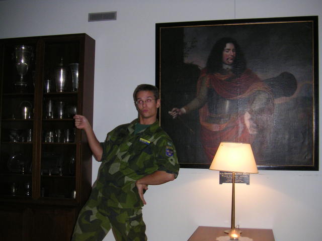 Peter härmar Magnus Uggla