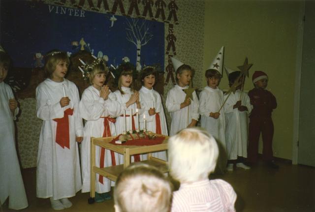 12100_G.jpg