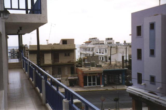23300_G.jpg