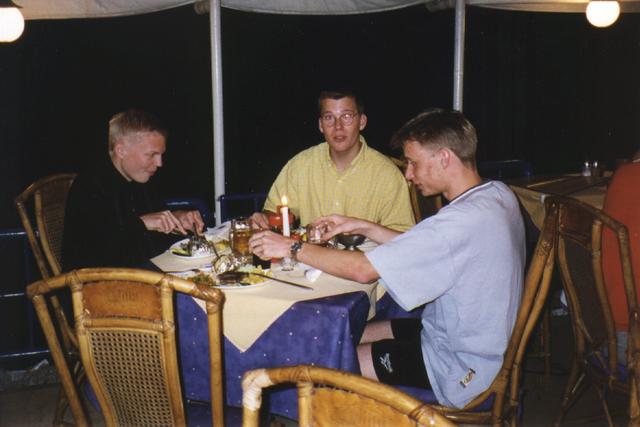 23800_G.jpg