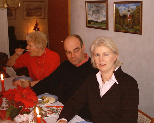 Mormor, pappa och mamma