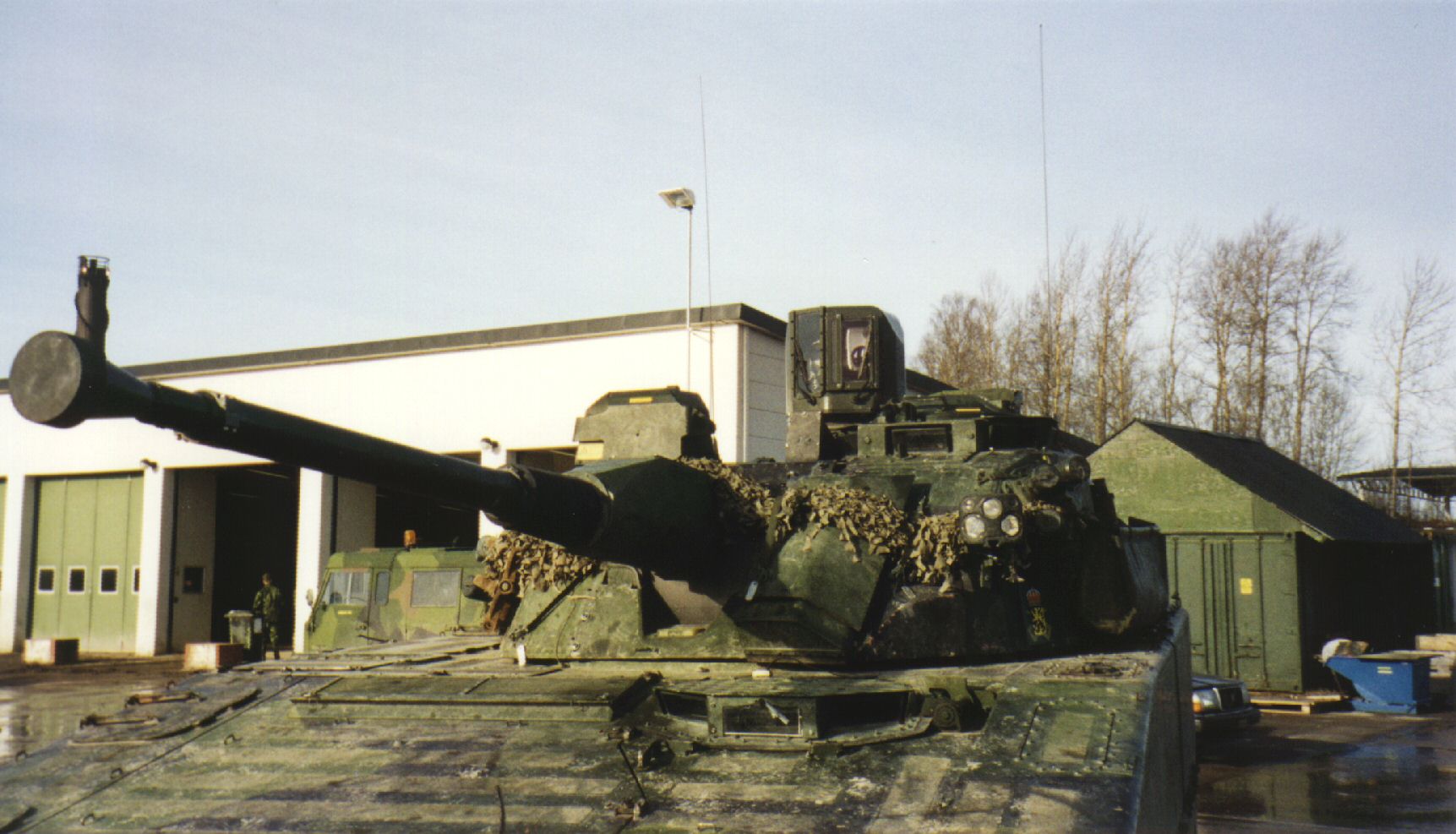 32800_G.jpg