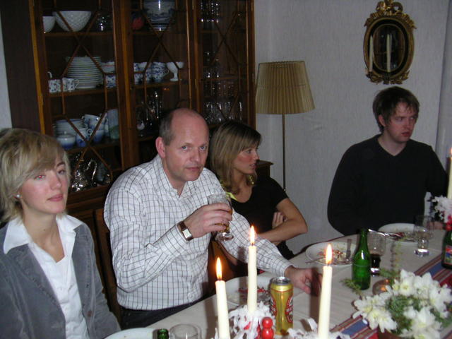 20031227_183926_0.jpg