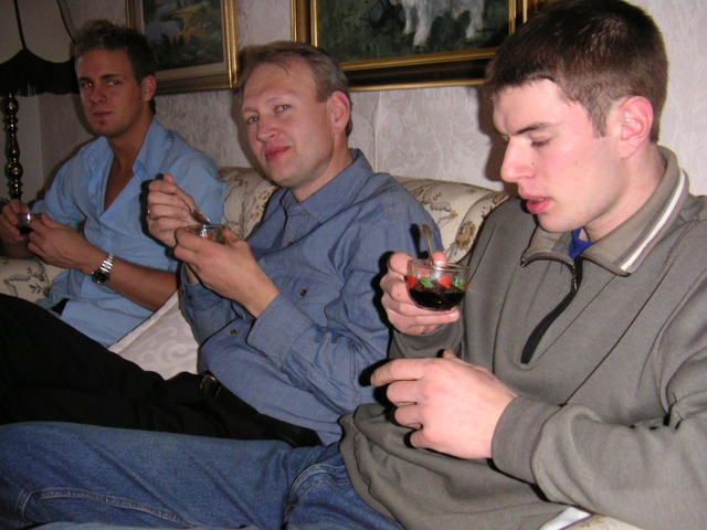 20031226_130335_0.jpg
