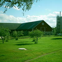 Ladugård samt silo