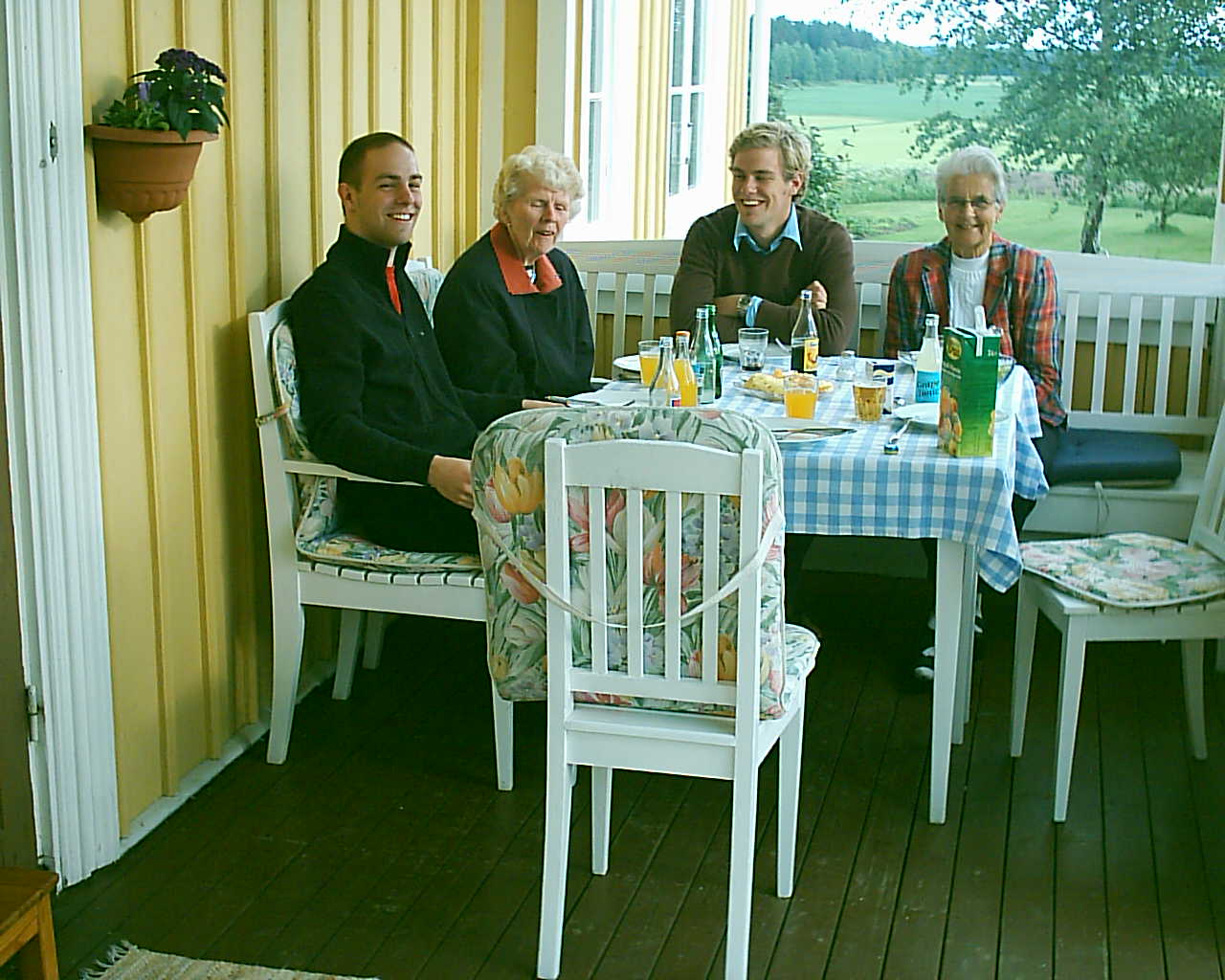 Jag, mormor, Johan och farmor