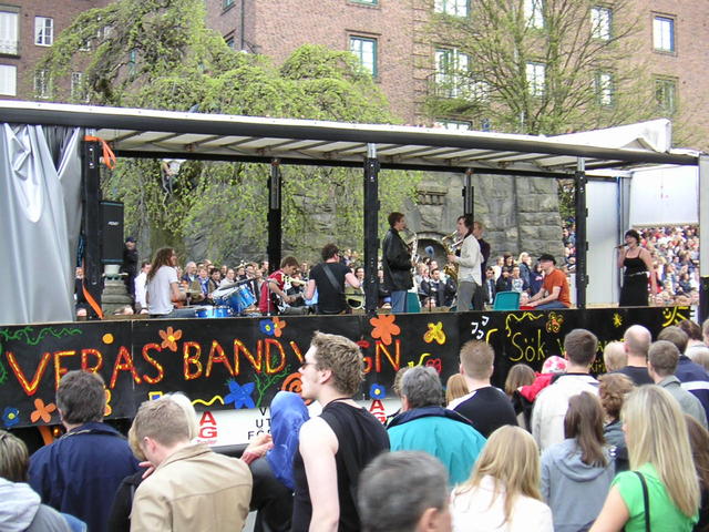 20040430_190356_0.jpg