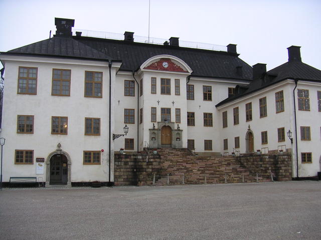 Karlbergs slott