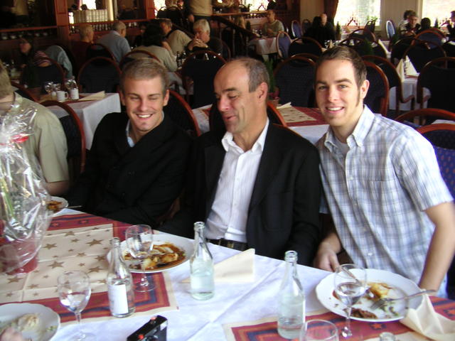 20051127_140036-0.jpg