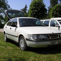 Saab 900 och Crescent